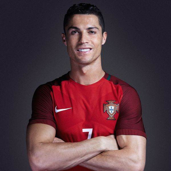 Cristiano Ronaldo s-a căsătorit